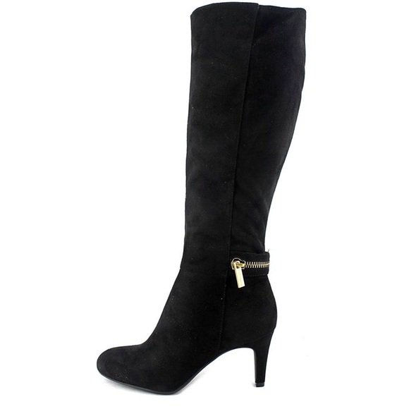 BCBG Shoes - BCBG boots 6.5